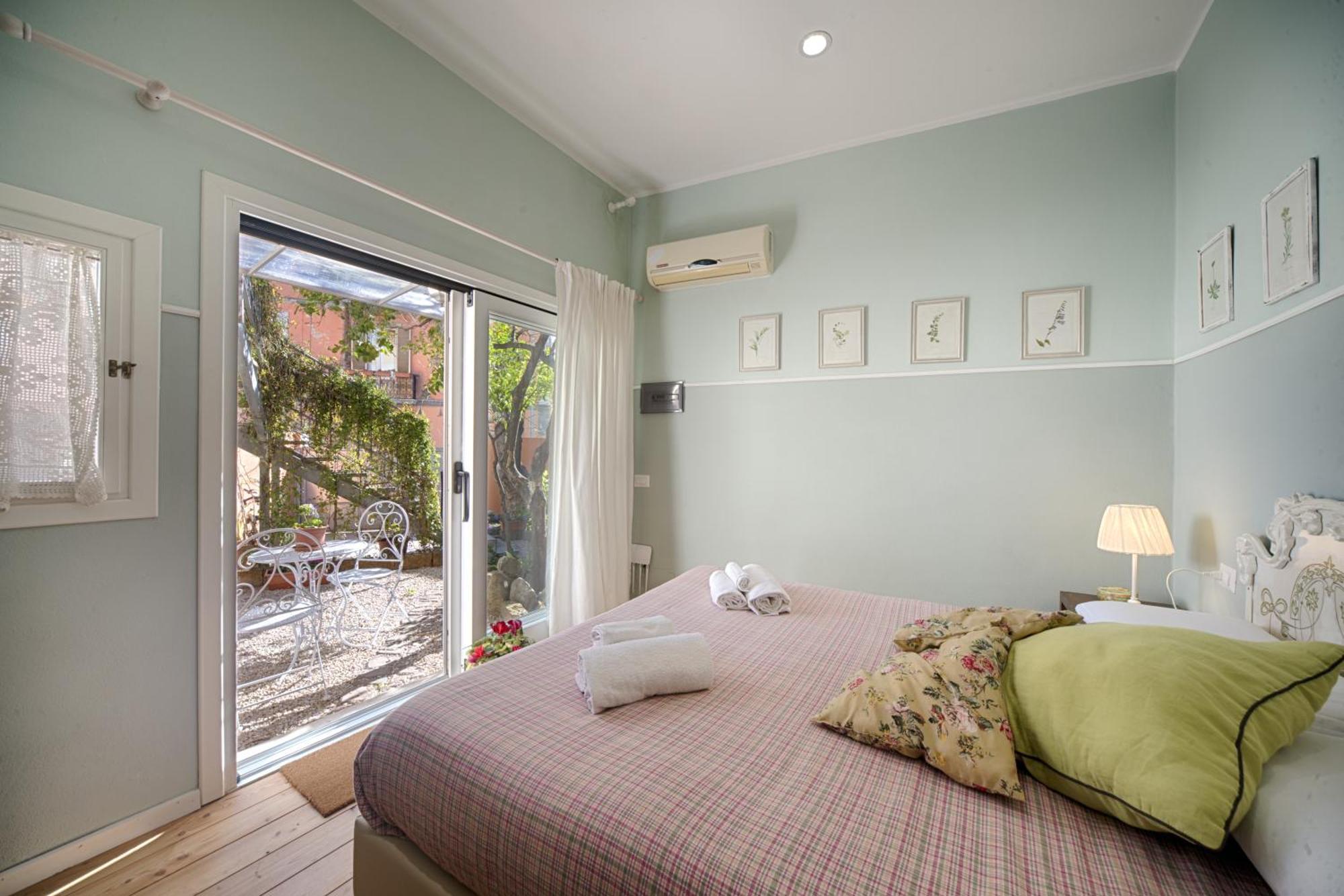 Casa Satta 1925 Hotel Olbia Phòng bức ảnh